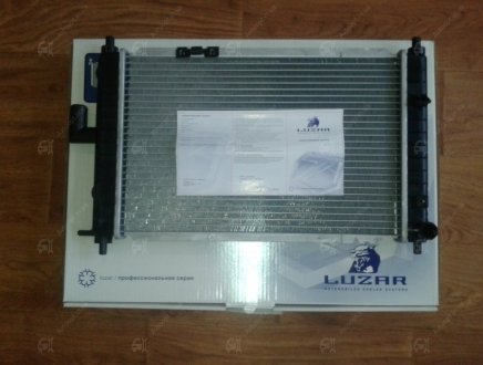 Радиатор охлаждения Матиз 00- основной алюм-паяный LUZAR 96322941 (фото 1)
