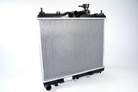 Радиатор hyundai getz 1.6 02- - LUZAR LRCHUGZ02235 (фото 1)
