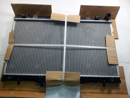 Радиатор CERATO 16i-20i MT 04- Van Wezel 83002074 (фото 1)