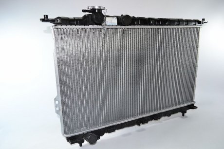 Радіатор охолодження Sonata/Magentis 2.0/2.4/2.5/2.7 (98-) МКПП (алюм)) LUZAR LRc HUSo98101