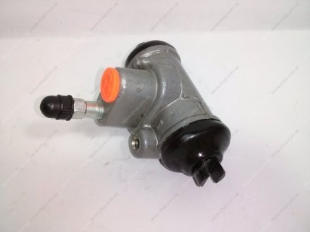 Колесный тормозной цилиндр Nipparts J3230300 (фото 1)