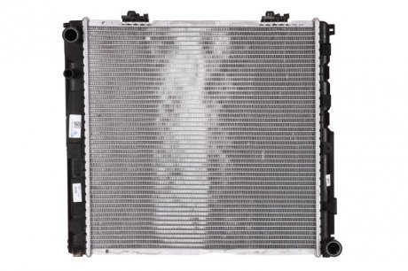 Радиатор охлаждения NRF 53876 (фото 1)