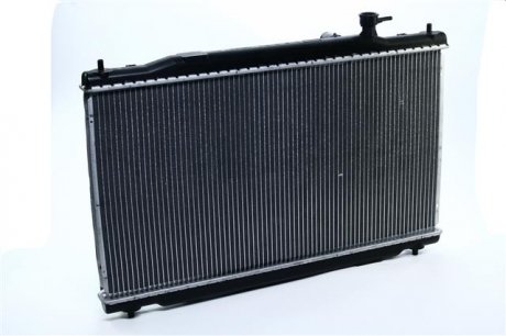 Радиатор охлаждения двигателя Nissens 681372 (фото 1)