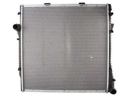 Радиатор охлаждения двигателя Nissens 60787A (фото 1)