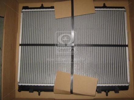 Радиатор охлаждения Nissens 63607A (фото 1)