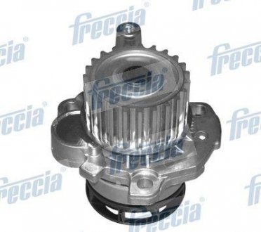 Насос системы охлаждения двигателя Freccia WP0145