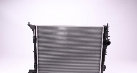 Радиатор охлаждения NRF 59273 (фото 1)